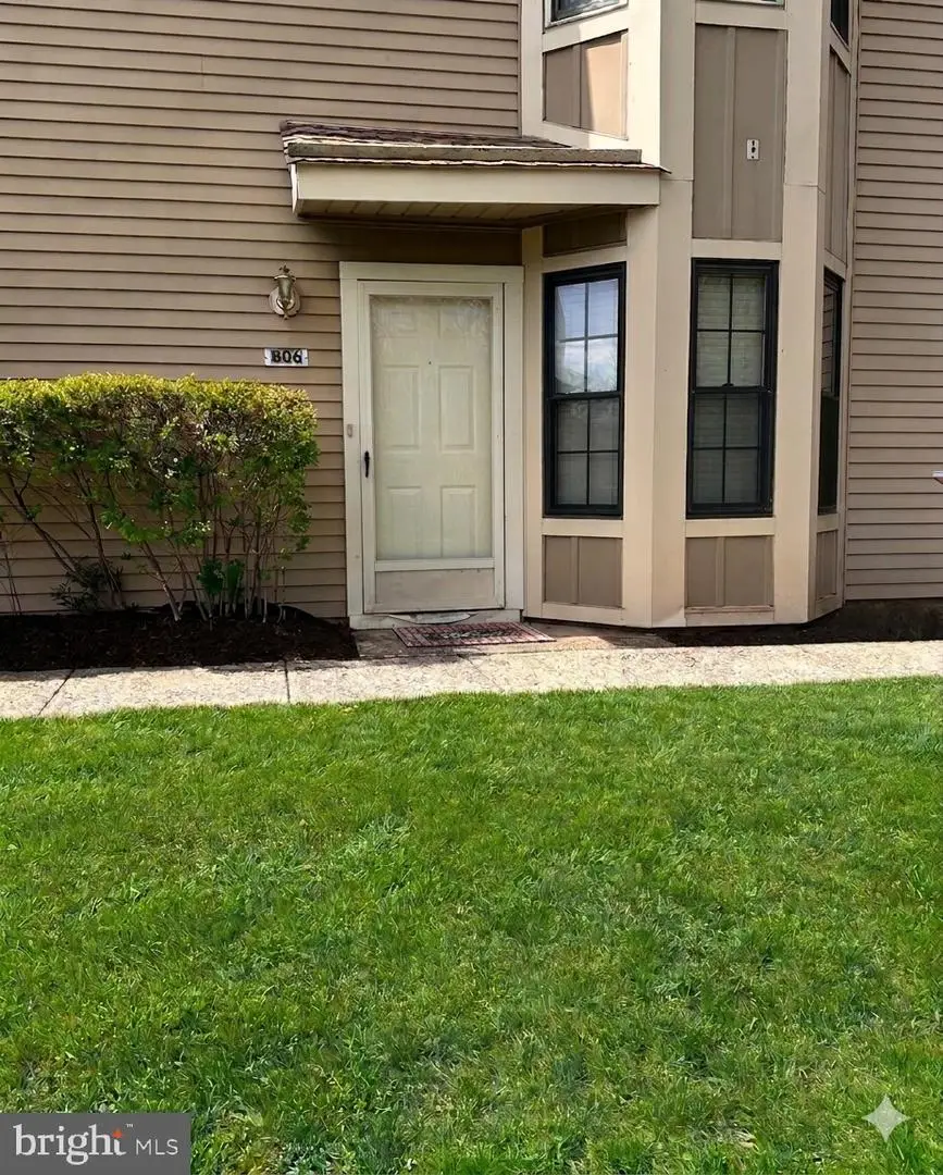 806 Barry Ct, Southampton, PA 18966 - #1