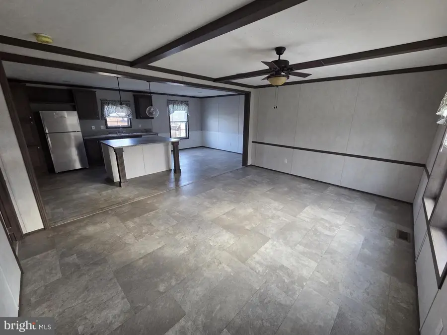 4 Woodedge Dr, Quakertown, PA 18951 - #3