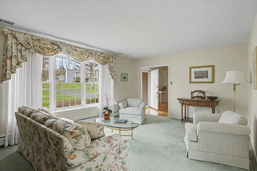 4 Brookdale Drive, Doylestown, PA 18901 - #3