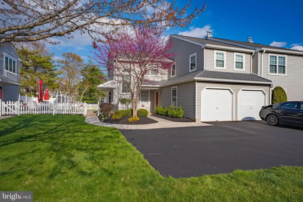 614-a Rose Hollow Dr, Yardley, PA 19067 - #1