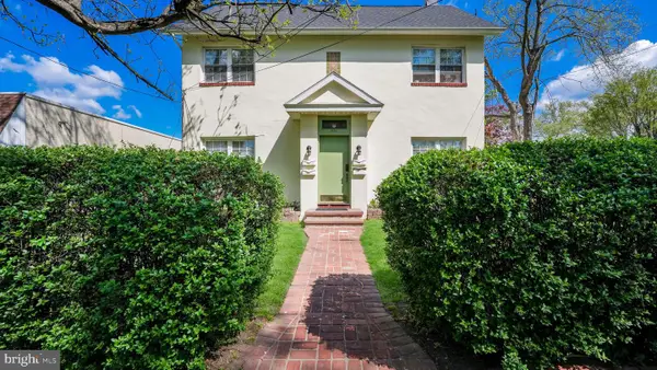 421 Otter St, BRISTOL, PA 19007