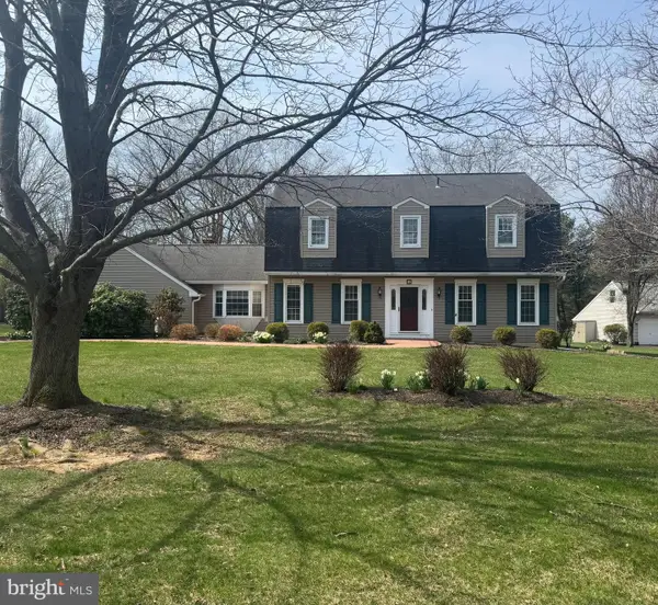 12 Happ Dr, DOYLESTOWN, PA 18901