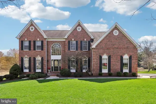 105 Nelson Dr, SOUTHAMPTON, PA 18966