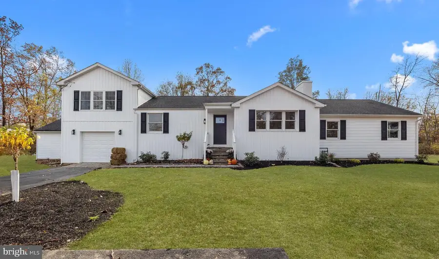 271 Stoopville Rd, Newtown, PA 18940 - #3