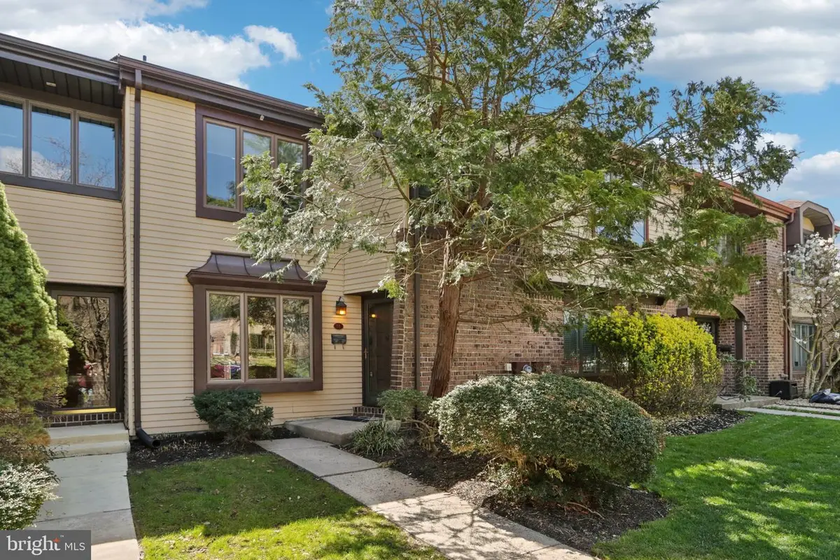 18 Bennington Pl, Newtown, PA 18940 - #1