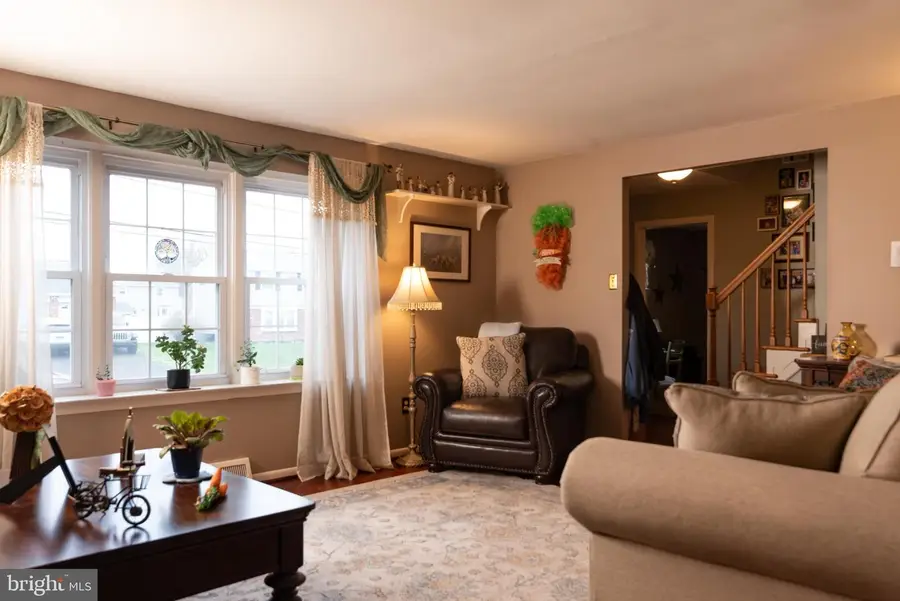 253 Kent Rd, Warminster, PA 18974 - #3