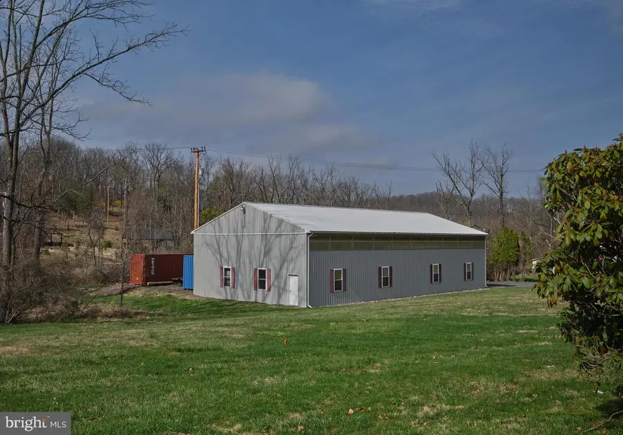 4325 Lehnenberg Rd, Riegelsville, PA 18077 - #3