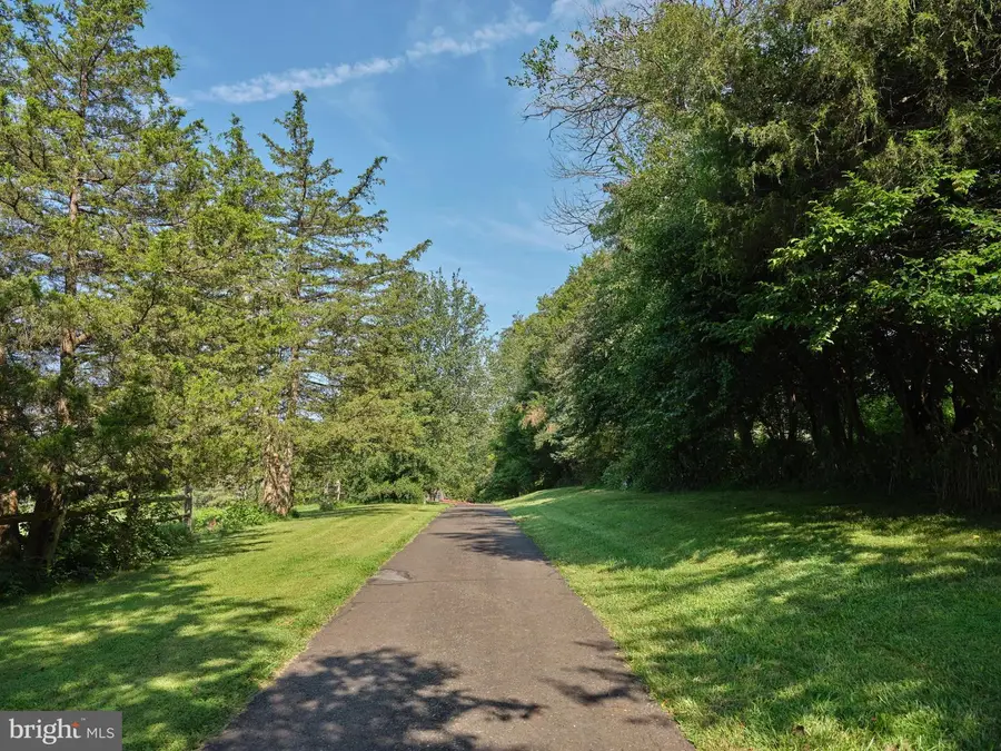 110 Clay Ridge Rd, Ottsville, PA 18942 - #3