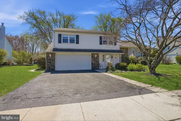 156 Rice Dr, MORRISVILLE, PA 19067