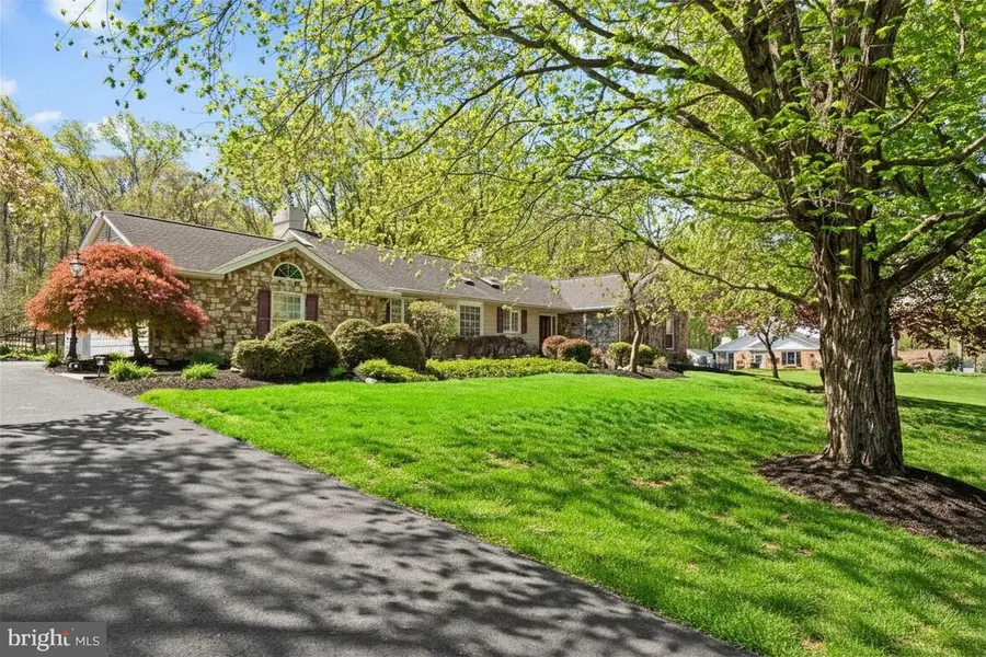 5774 S Deer Run Rd, Doylestown, PA 18902 - #2