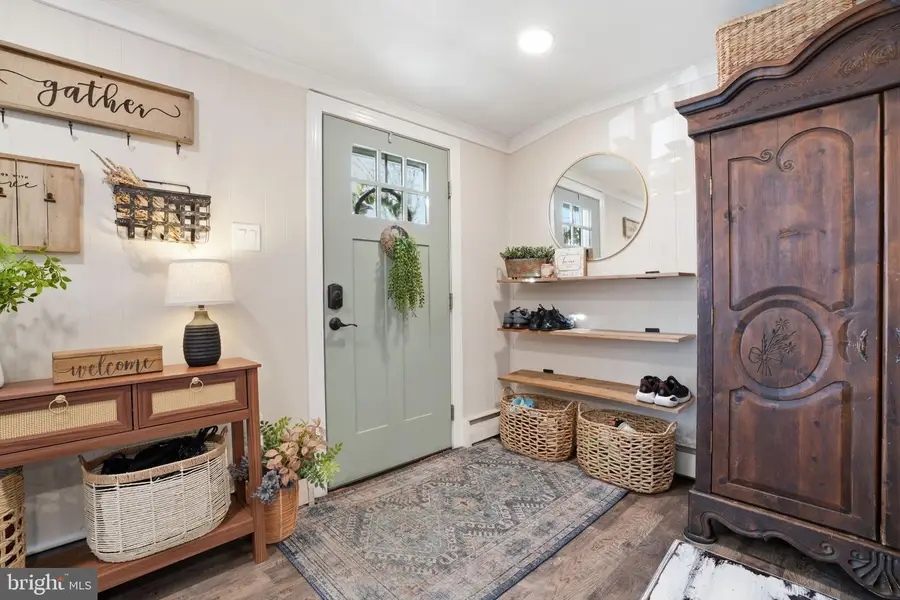 143 Terrace Rd, Levittown, PA 19056 - #3