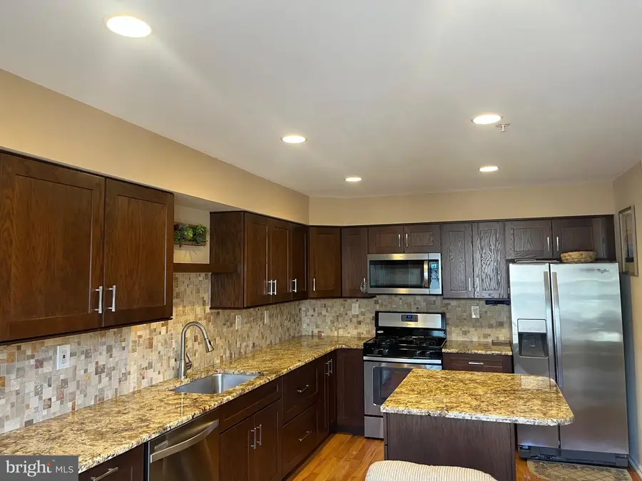 304 Julian Dr E, Warwick, PA 18974 - #3