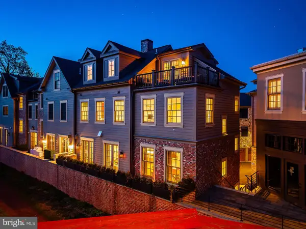 18 W Mechanic St #1, NEW HOPE, PA 18938