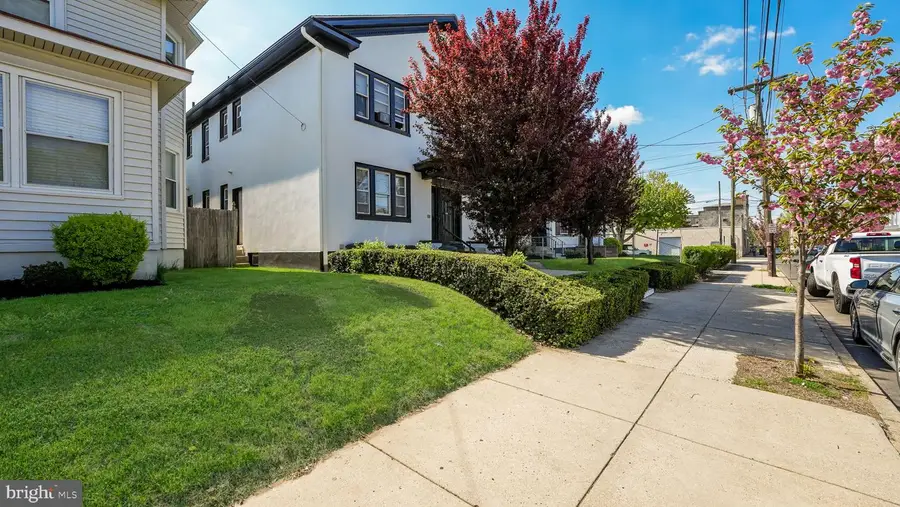 210 Pond St, Bristol, PA 19007 - #3