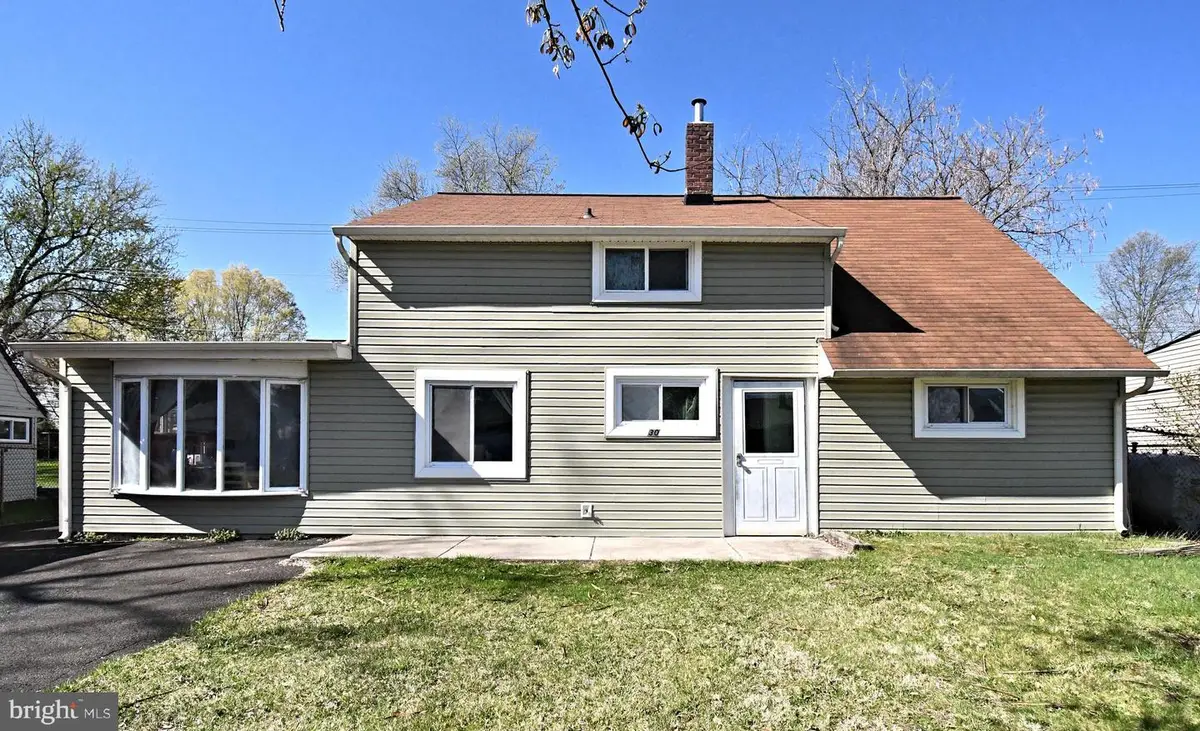 30 Roundwood Ln, Levittown, PA 19055 - #1