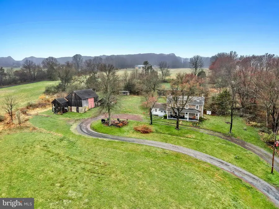 4196 Tollgate Rd, Pipersville, PA 18947 - #2