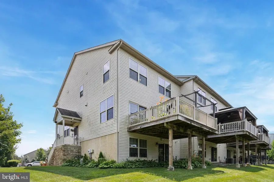 66 Bowman Dr, Feasterville Trevose, PA 19053 - #3