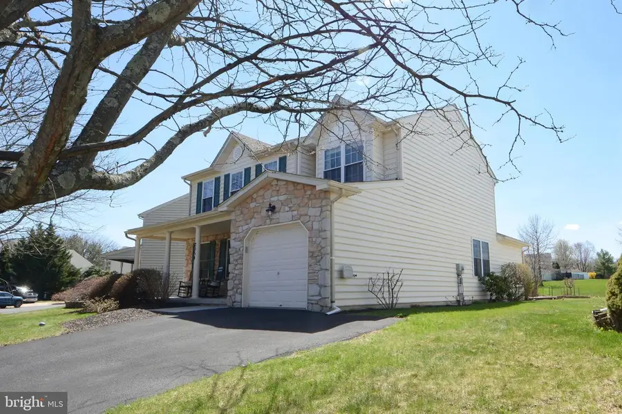 2054 Valley View Dr, Quakertown, PA 18951 - #3