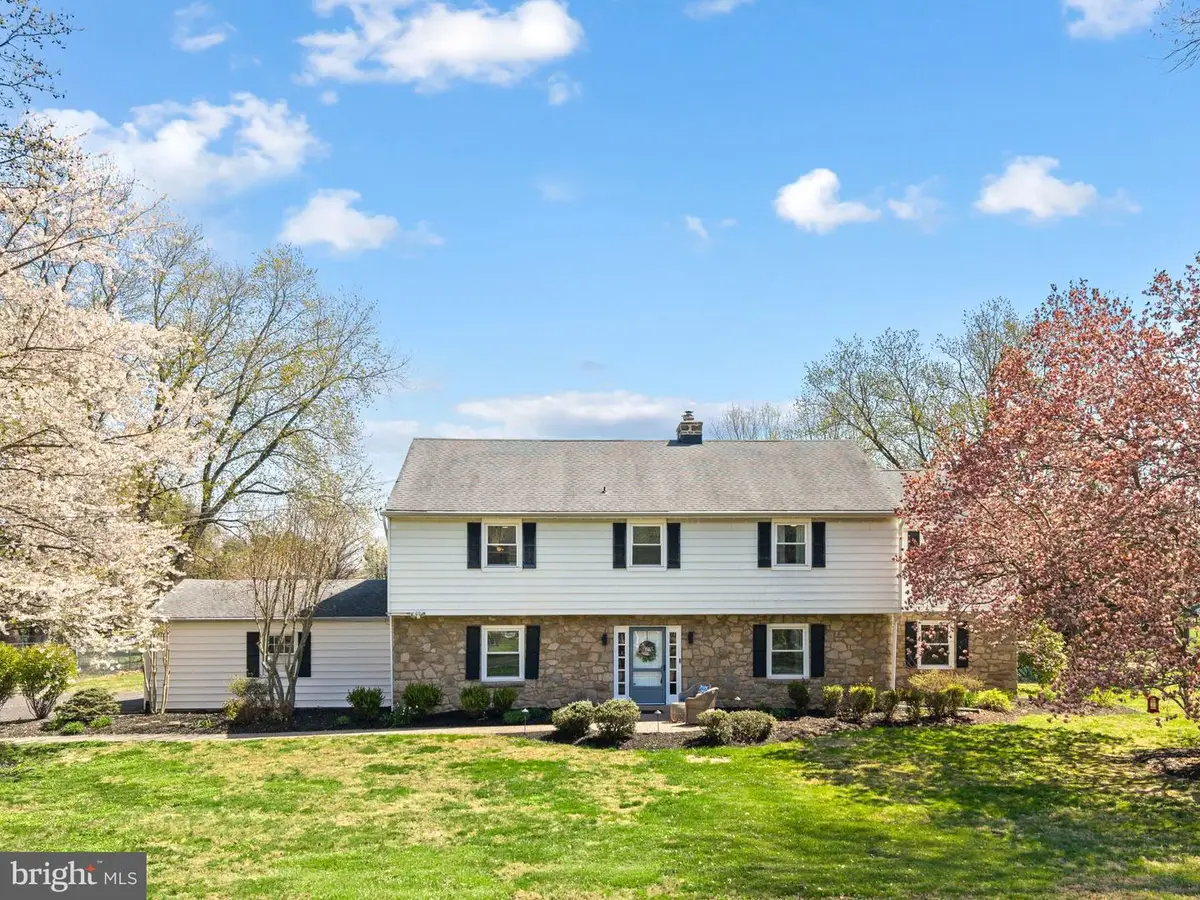 720 Linton Hill Rd, Newtown, PA 18940 - #1