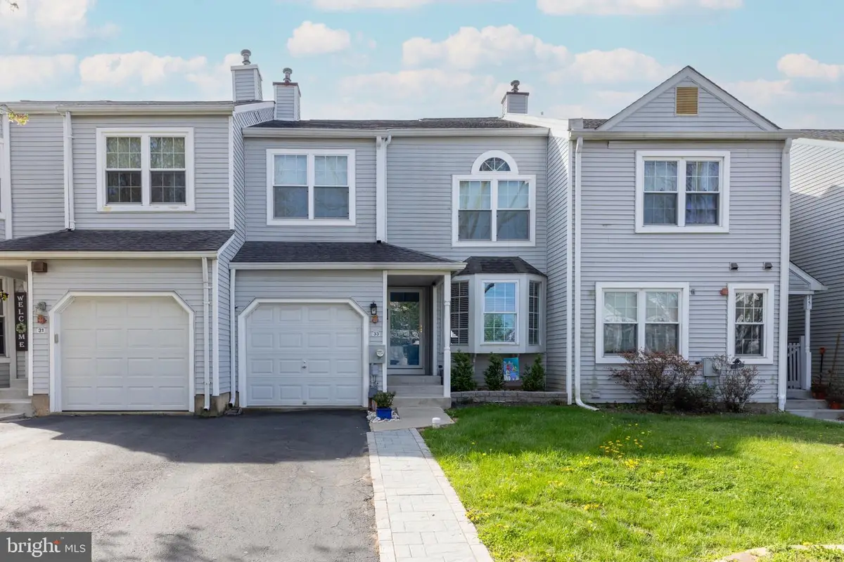 33 Skyview Way, Newtown, PA 18940 - #1