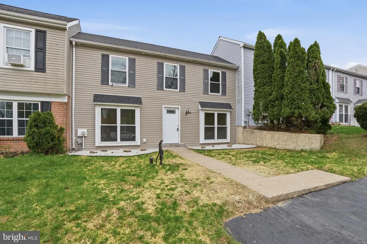 6687 Pickwick Ct, Bensalem, PA 19020 - #1