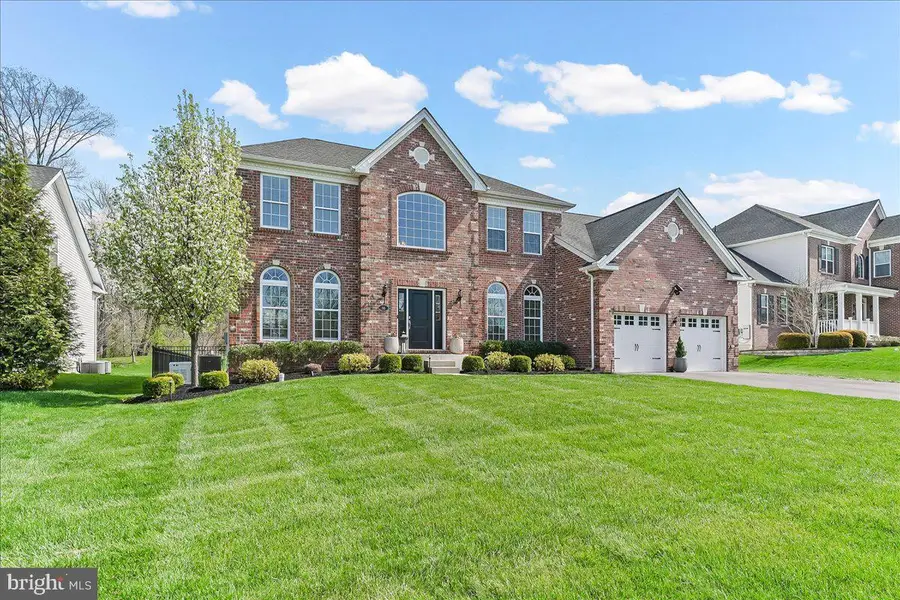 16 Green Way Dr, Doylestown, PA 18901 - #2