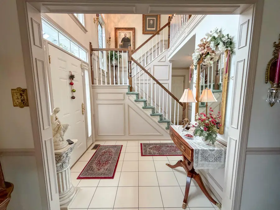 40 Green Meadow Dr, Langhorne, PA 19047 - #3