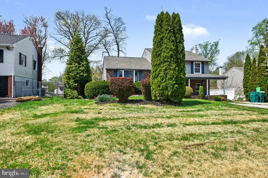 174 N Hawthorne Ave, Langhorne, PA 19047 - #3