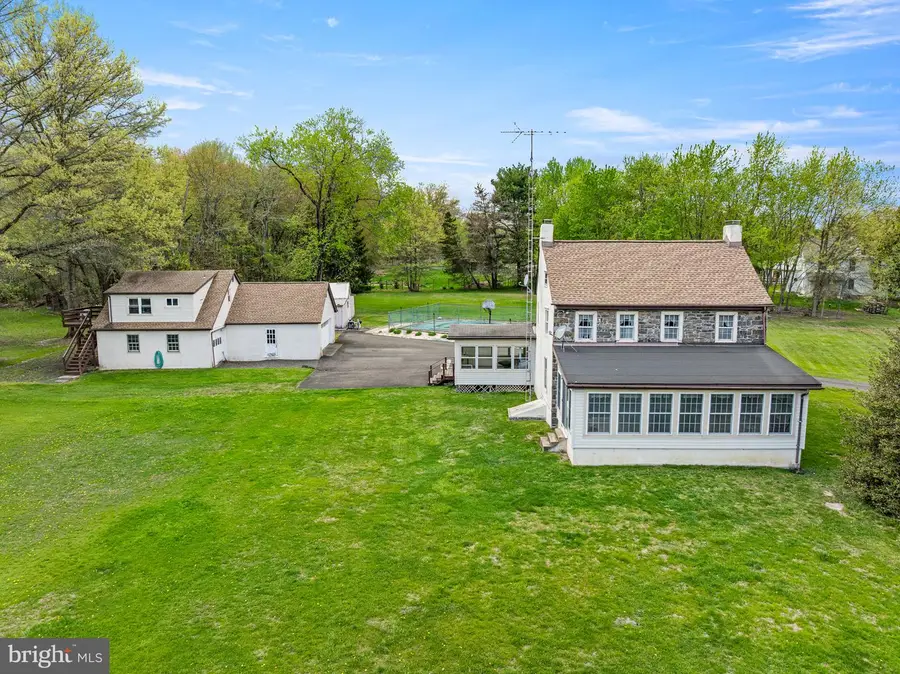 5666 Old Durham Rd, Pipersville, PA 18947 - #3