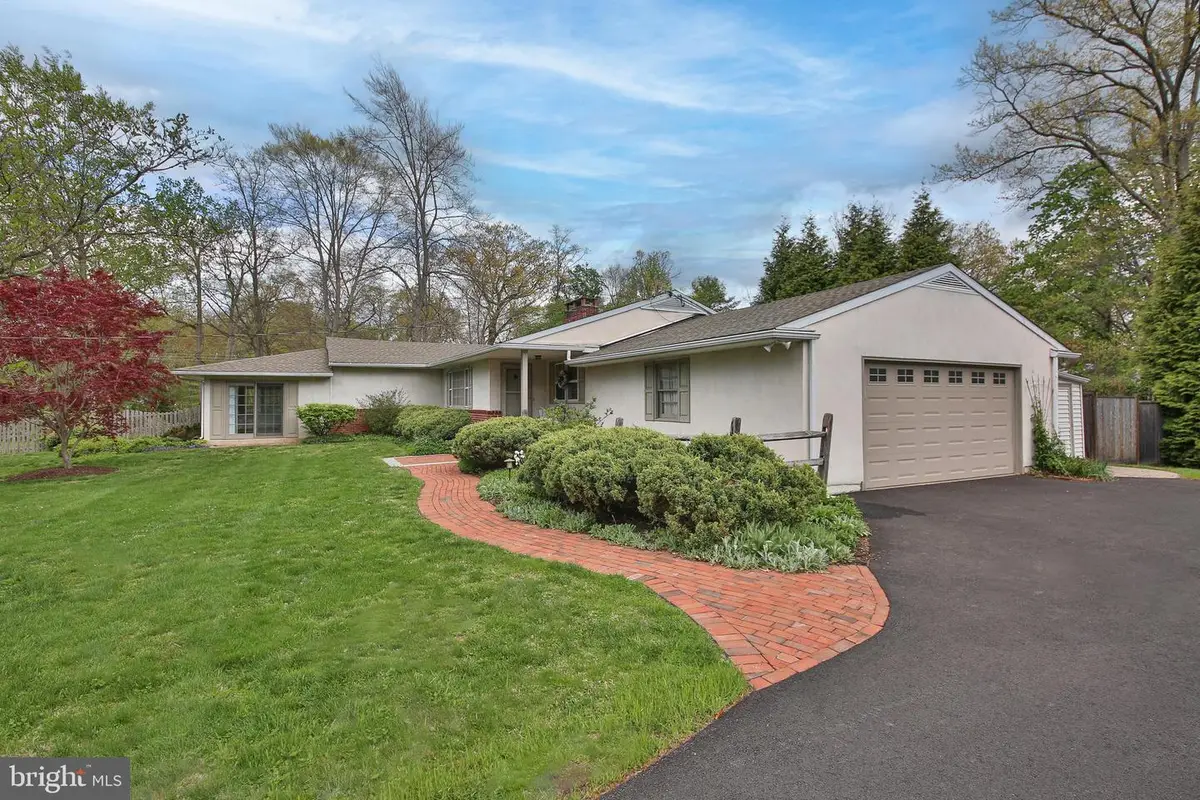 95 Springs Dr, Doylestown, PA 18901 - #1