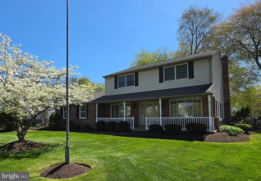 325 Charles St, Southampton, PA 18966 - #3