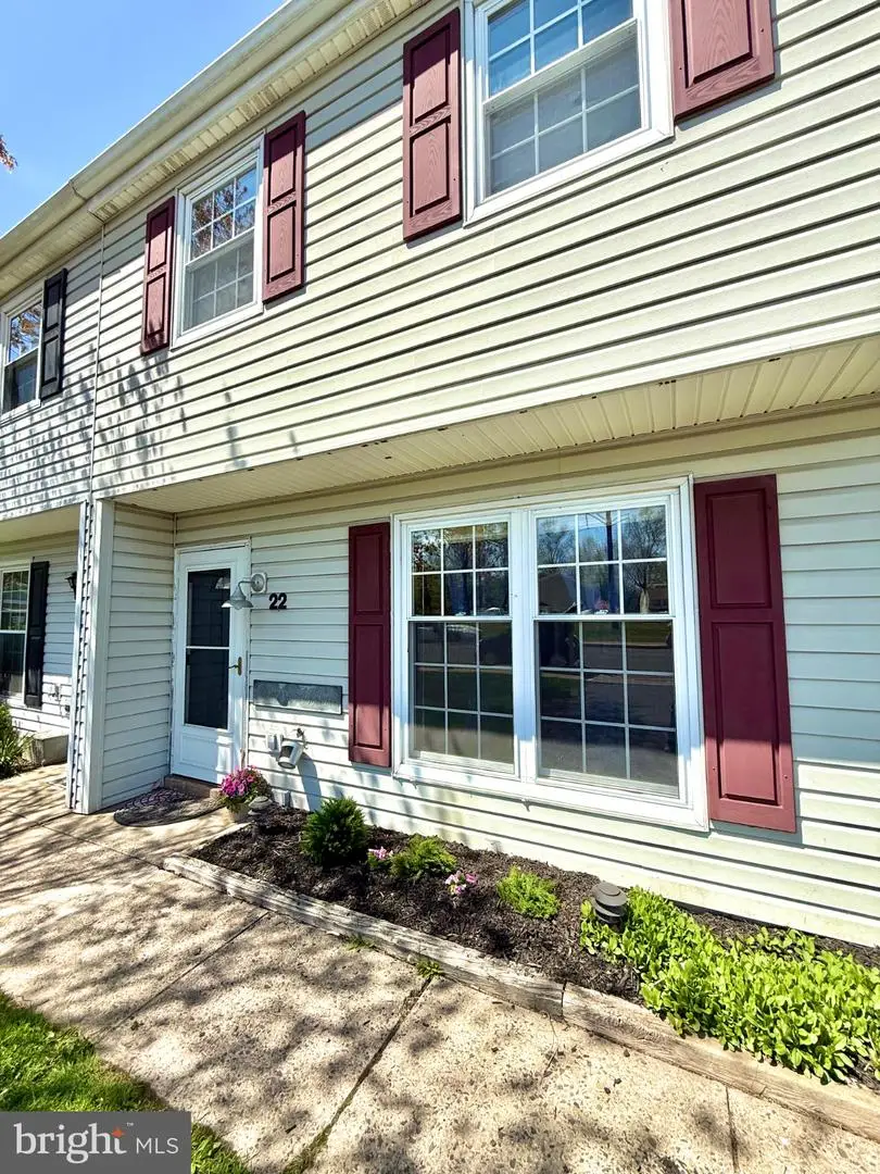 22 Berks Ct, Quakertown, PA 18951 - #2