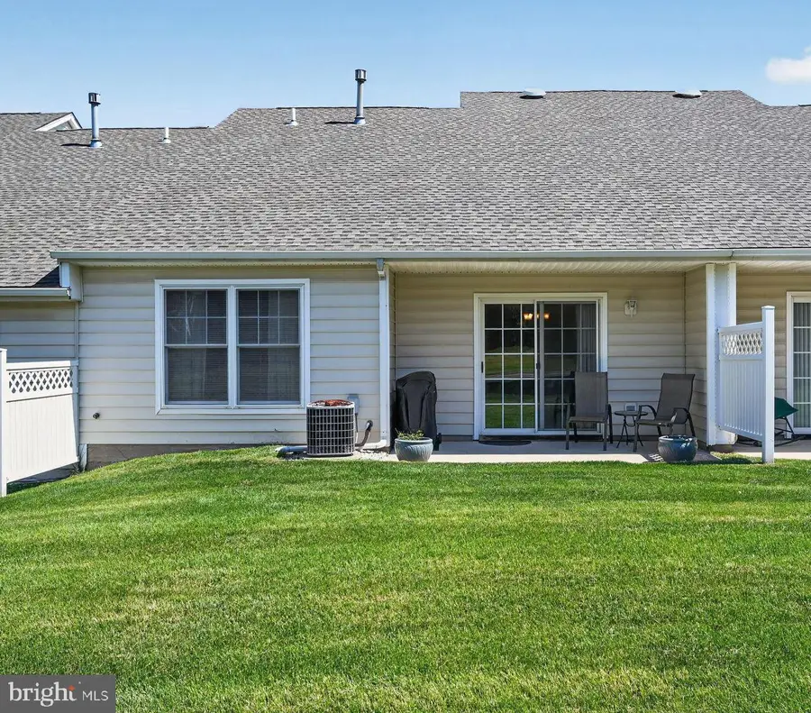 76 Grandview Dr, Ivyland, PA 18974 - #3