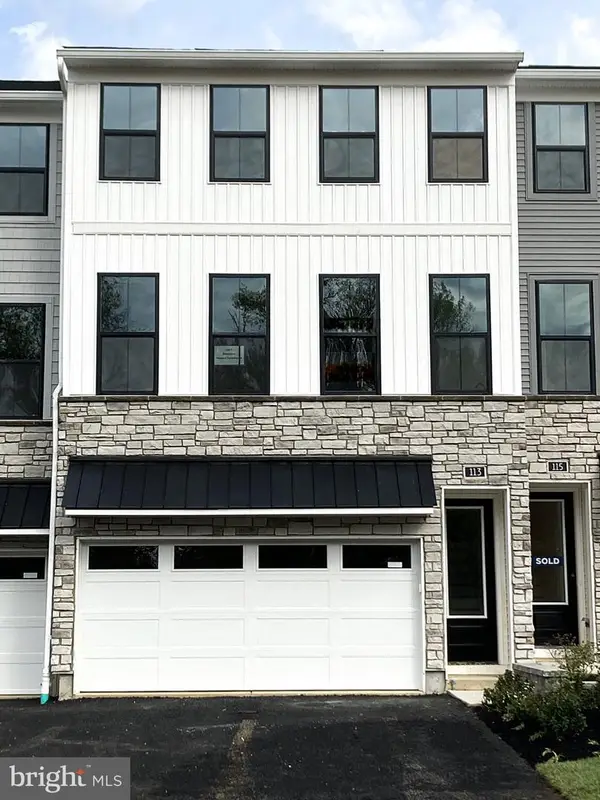 117 Brianna Ct #9, CHALFONT, PA 18914