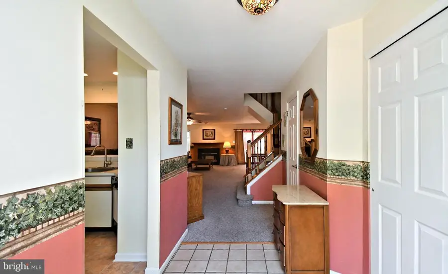 331 Ivanhoe Ct, Langhorne, PA 19047 - #2