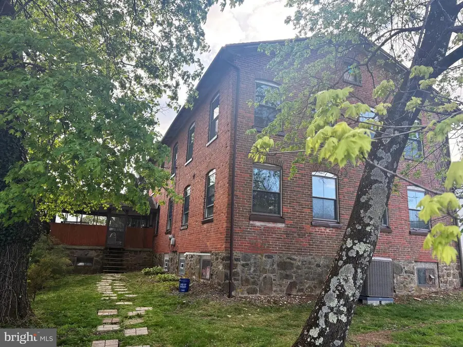 1360 Kumry Rd, Pennsburg, PA 18073 - #2