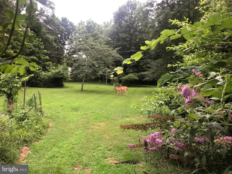 162 Valley Dr, Southampton, PA 18966 - #2