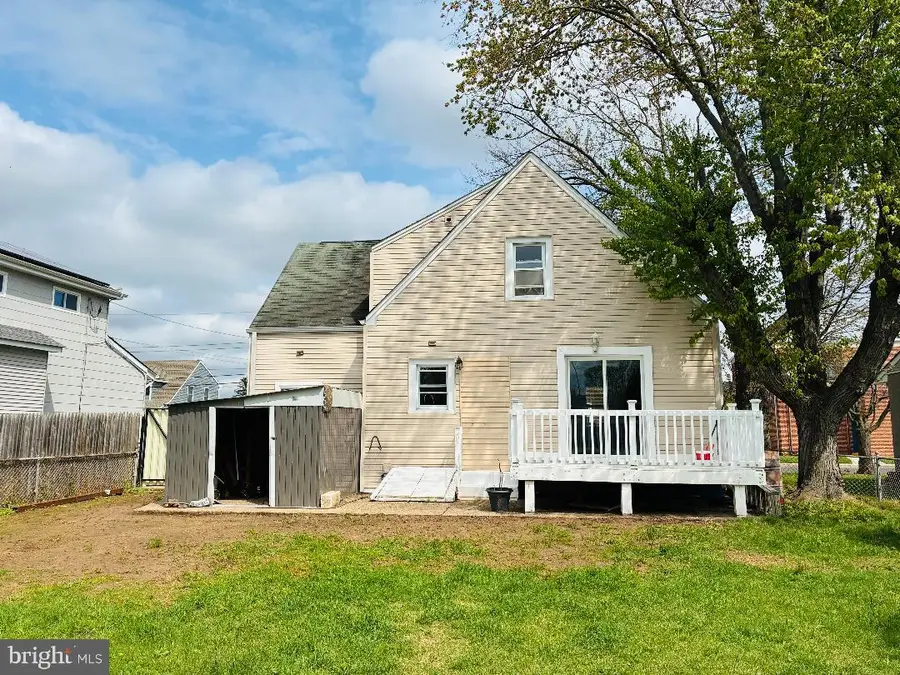 121 Walnut Ave, Croydon, PA 19021 - #3