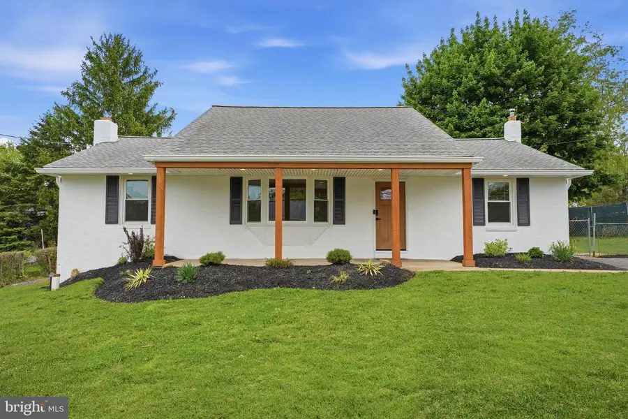 281 S Clearview Ave, Langhorne, PA 19047 - #2