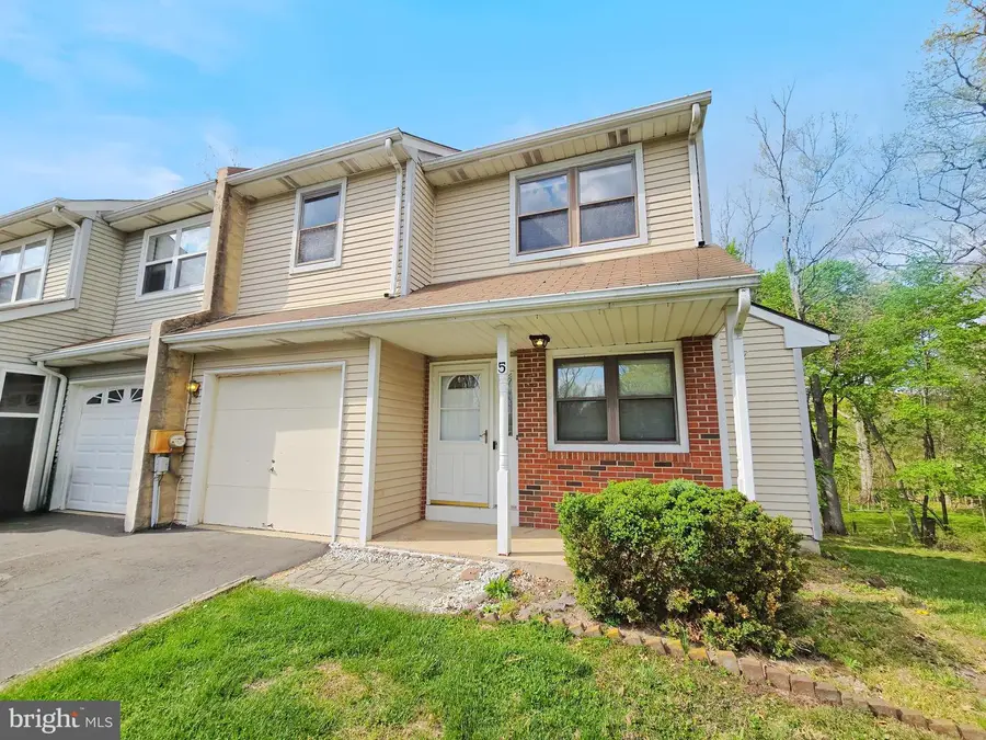 5 E Ridge Mews, Newtown, PA 18940 - #2