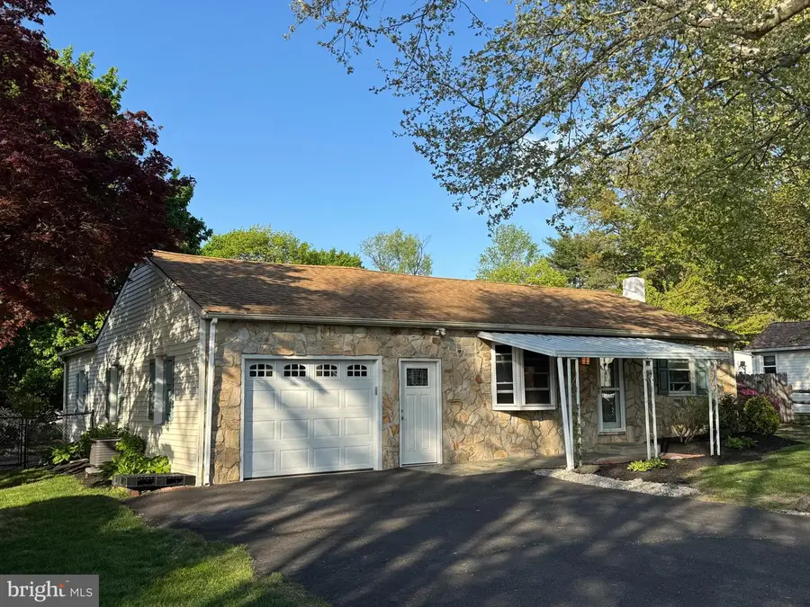476 Clearview Ave, Feasterville Trevose, PA 19053 - #2