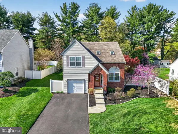542 Zinn Dr, SOUTHAMPTON, PA 18966