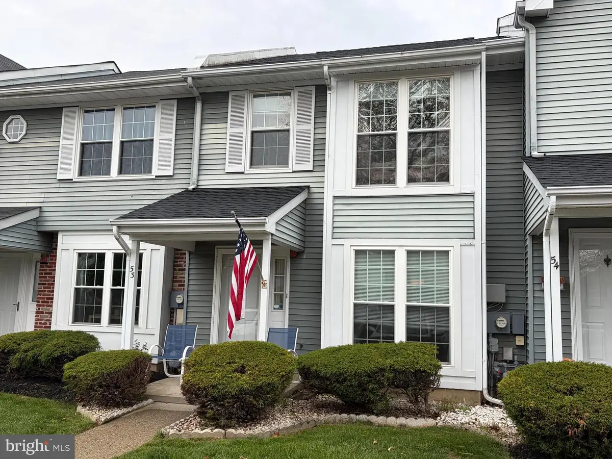 53 Ardsley Ct, Newtown, PA 18940 - #1