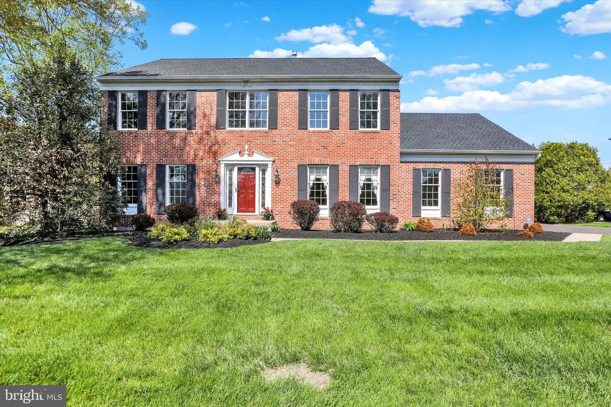 4251 Aly Dr, Doylestown, PA 18902 - #1