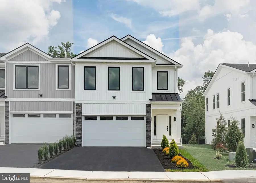 649 Provident Rd, Southampton, PA 18966 - #2