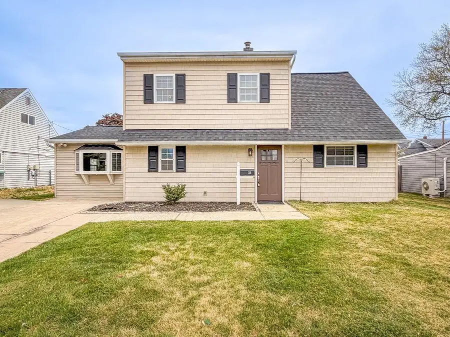 70 Huckleberry Ln, Levittown, PA 19055 - #3