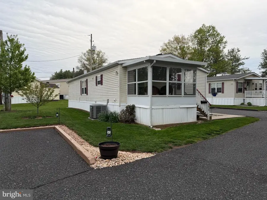 3013 Walnut Ln, Telford, PA 18969 - #2