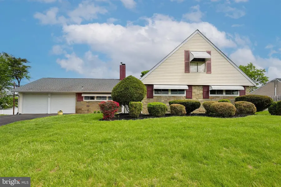 54 Red Berry Rd, Levittown, PA 19056 - #2