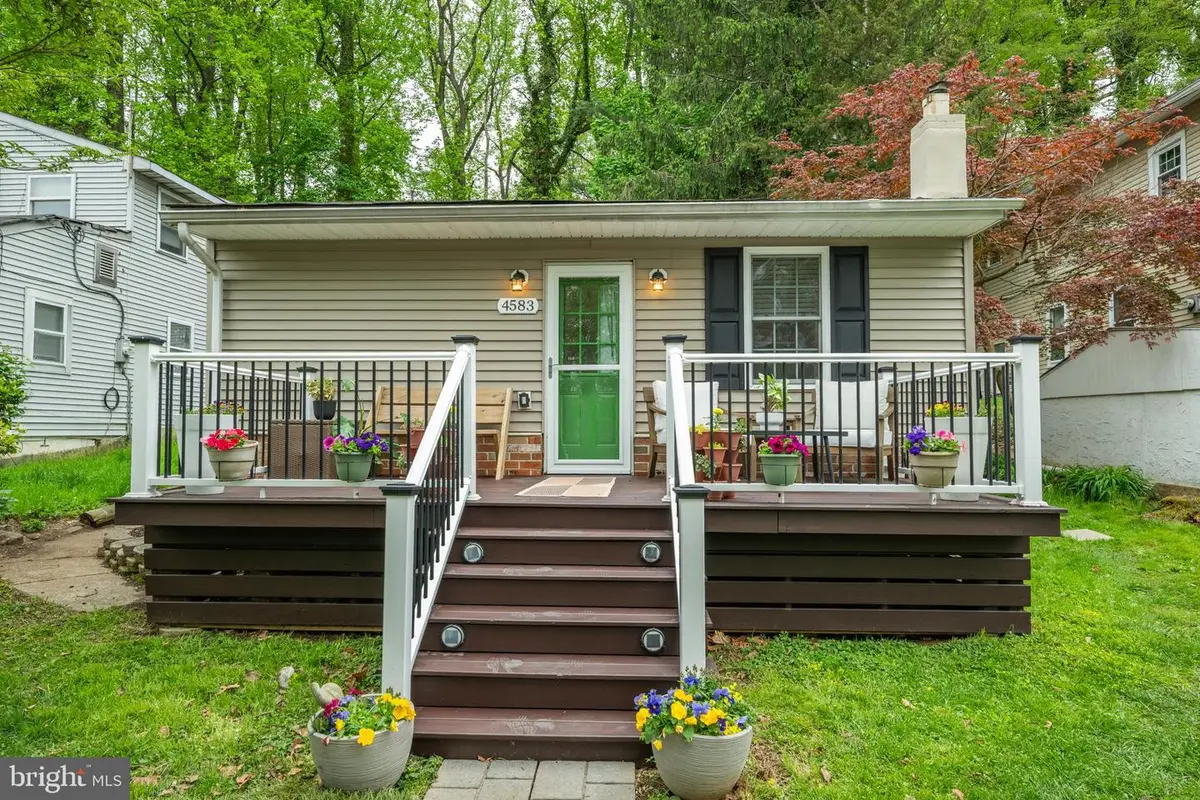 4583 N River Dr, Bensalem, PA 19020 - #1