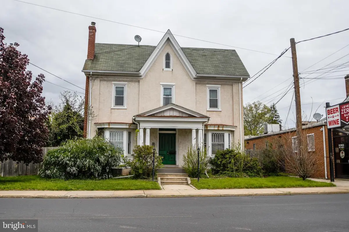 147 N Main St, Telford, PA 18969 - #1